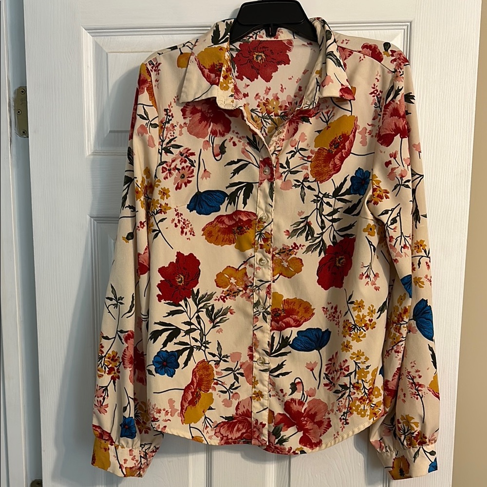 SHEIN Red and Orange Button Down Shirt with Notched Collar